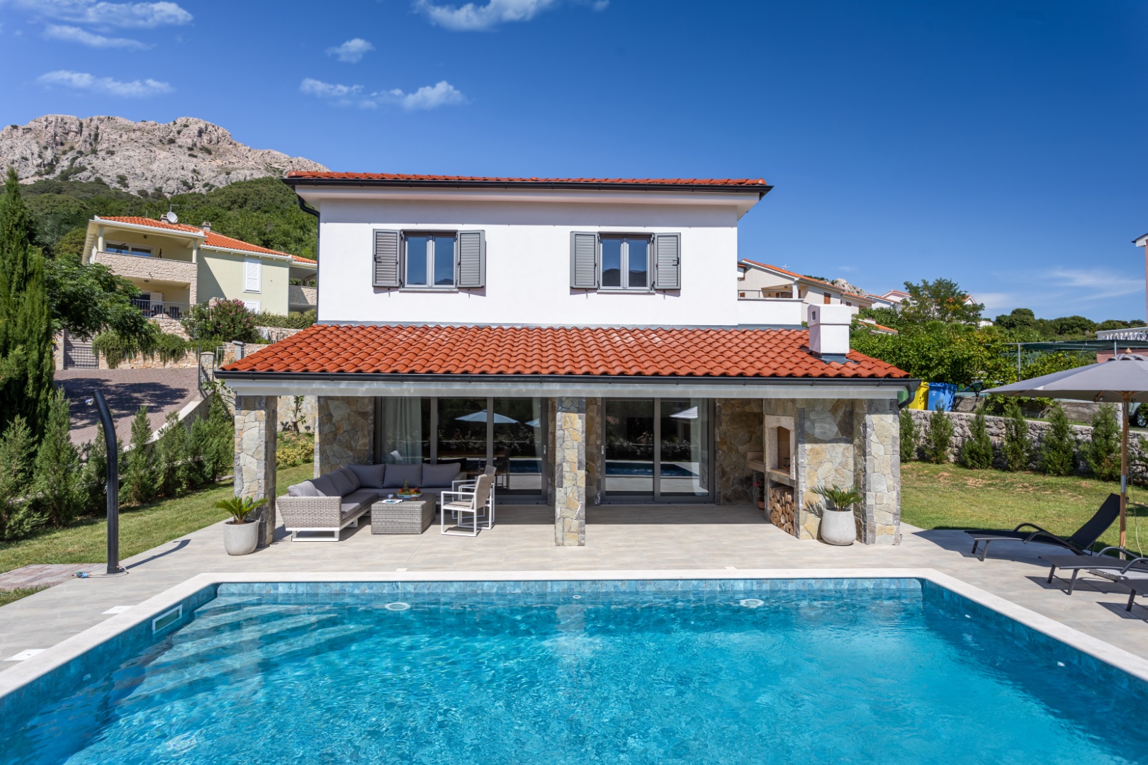 villa-st-lucia-jurandvor-baska-exteriour (2)