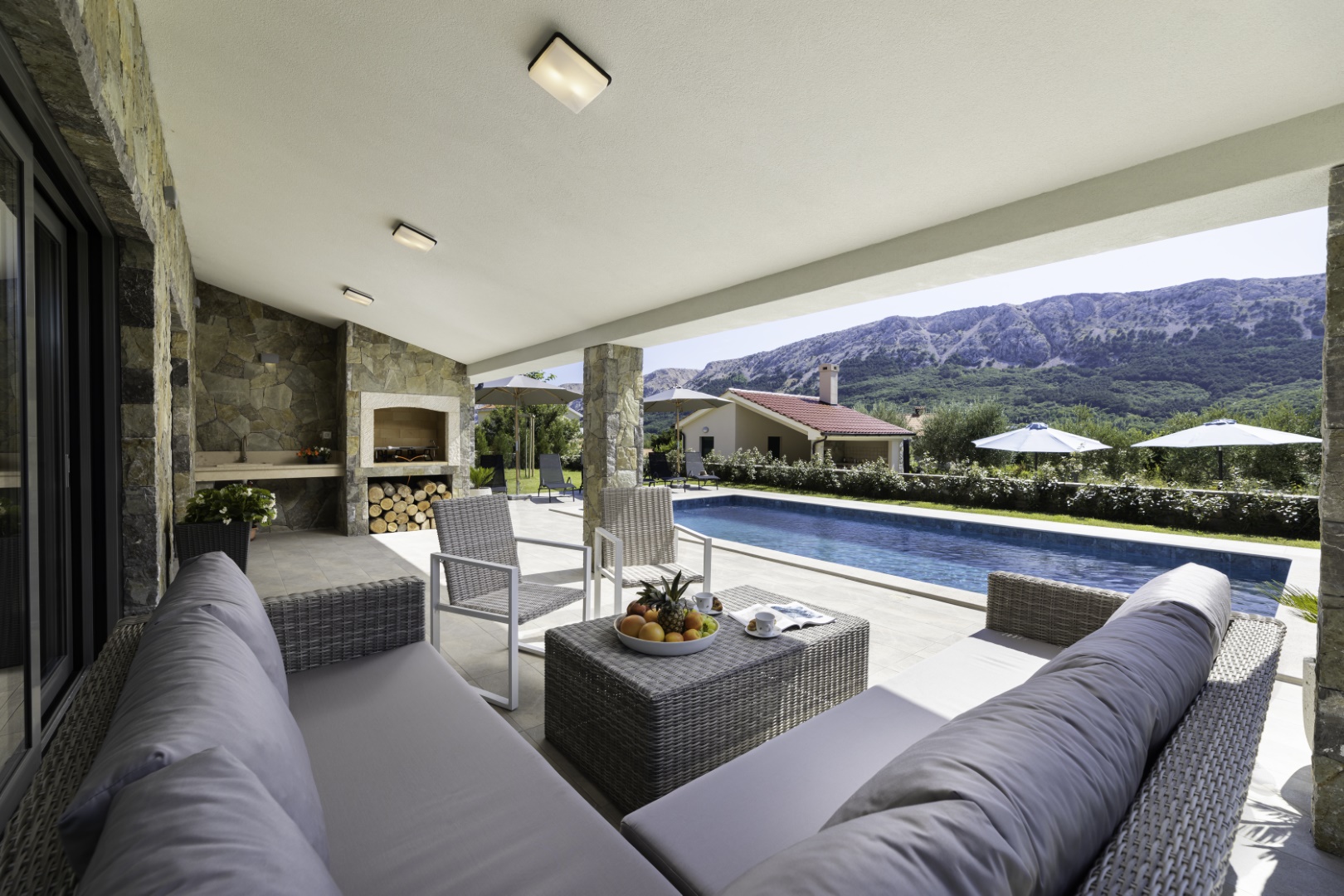 villa-st-lucia-jurandvor-baska-exteriour (8)