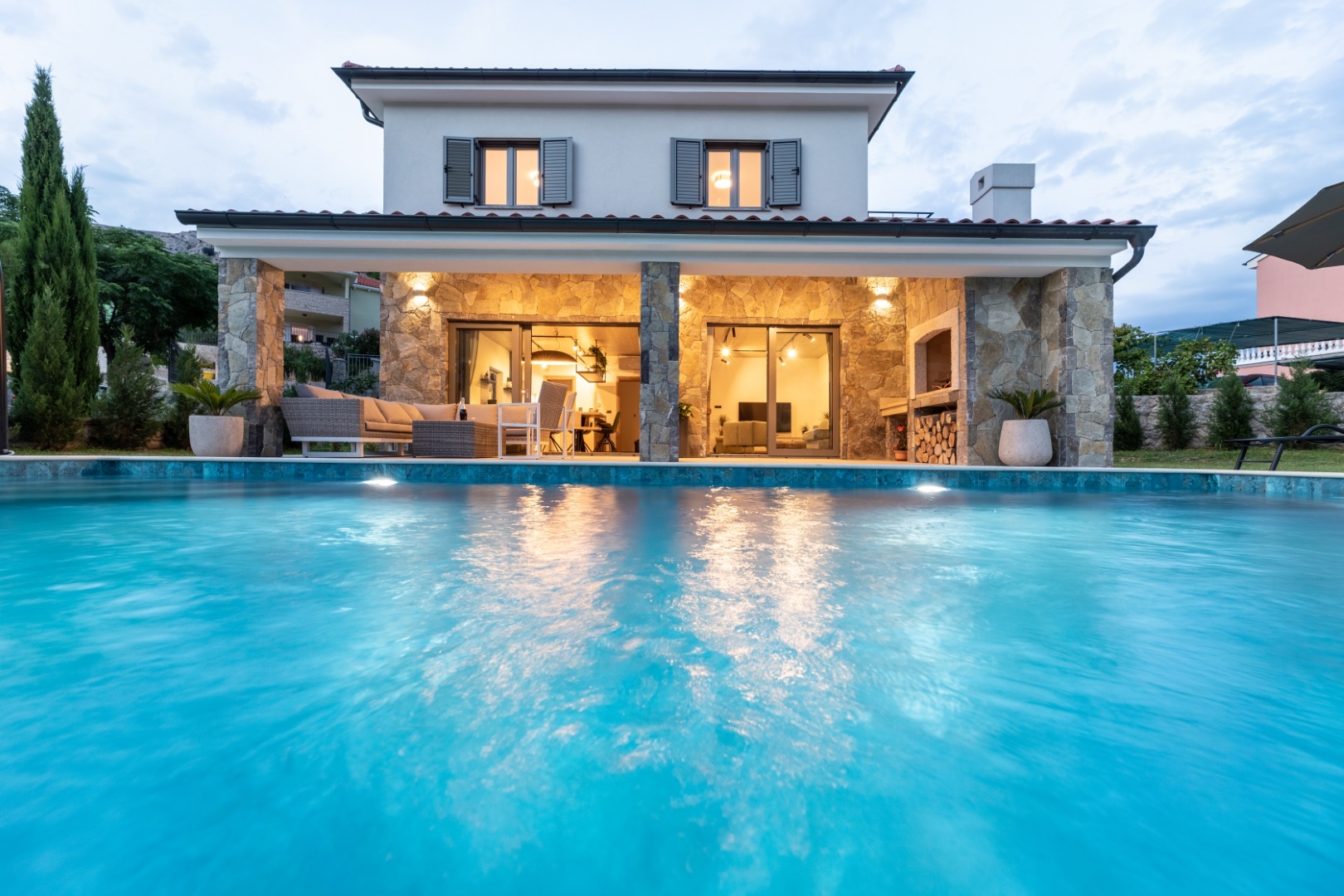 villa-st-lucia-jurandvor-baska-night (8)