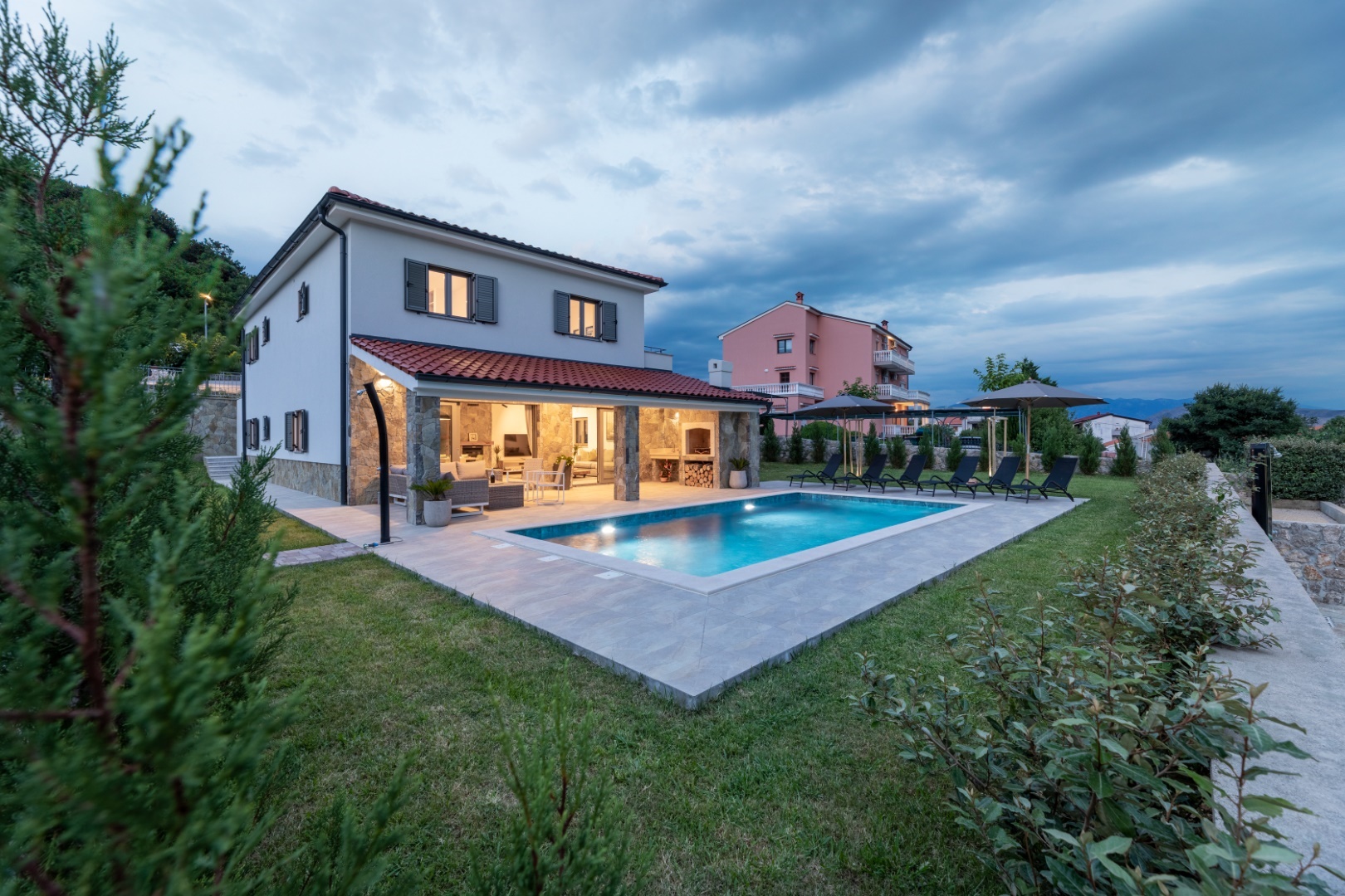 villa-st-lucia-jurandvor-baska-night (9)